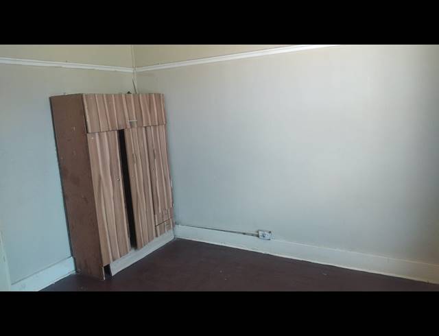 1 bed property to rent in KENSINGTON